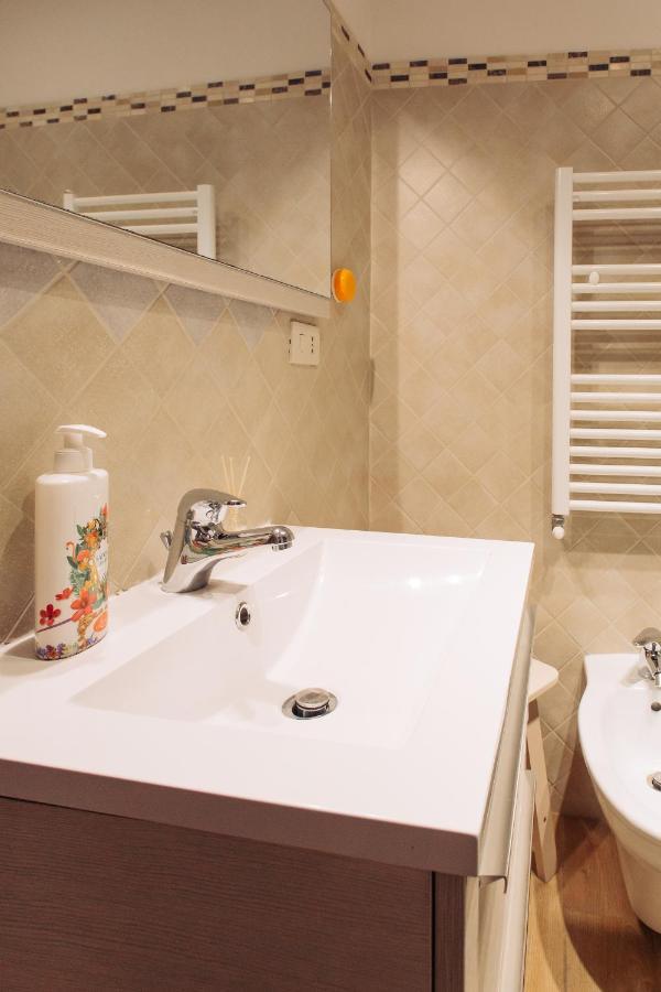 Creative Home Smn Station - Fancy Apartments Флоренция Экстерьер фото